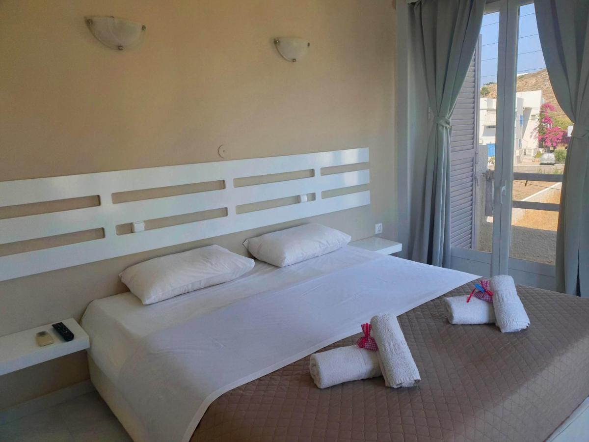 Syros Holidays Vári Exterior foto
